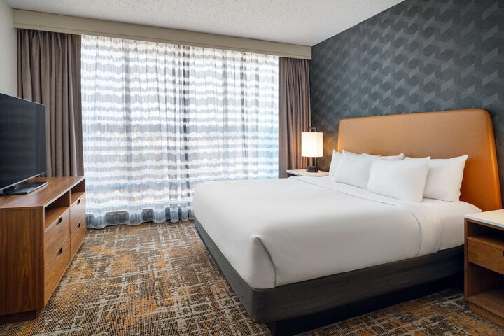 Embassy Suites by Hilton Huntsville