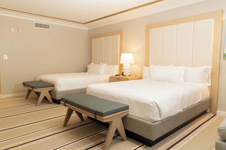 Room 60 of 203