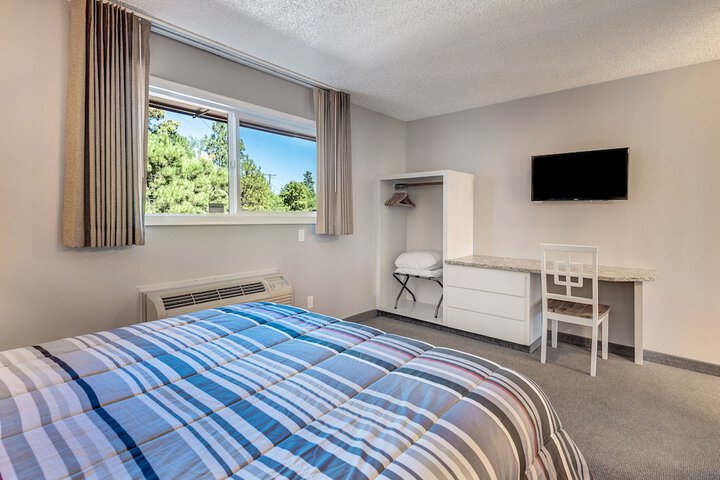 Room 337 of 399