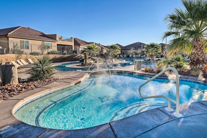 Utah Home w / Pool & Hot Tub Access Mtn Views!