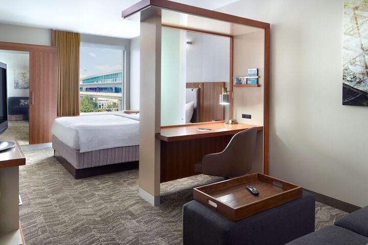 SpringHill Suites by Marriott Atlanta Airport Gateway