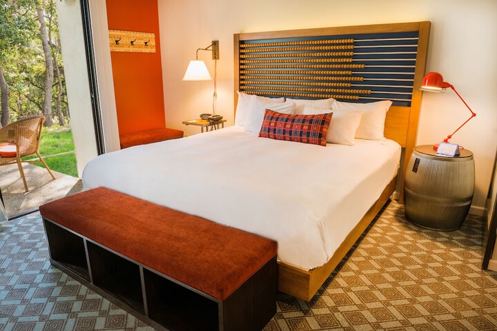 Room 48 of 98