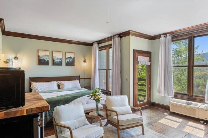 Laurel Valley Mountain Retreat