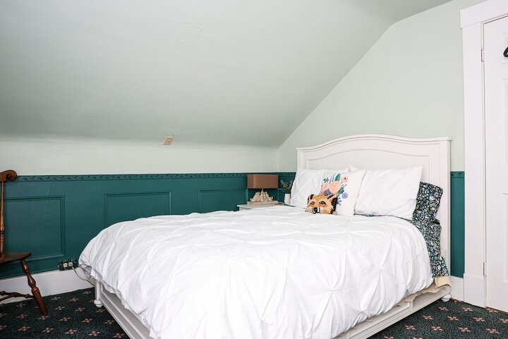 Room 13 of 88