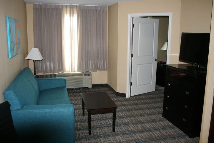 MainStay Suites Jacksonville near Camp Lejeune