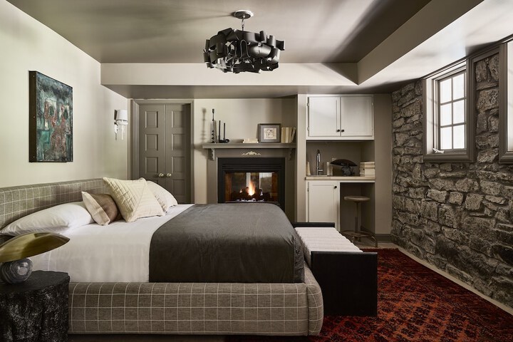 Room 29 of 48