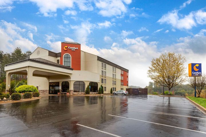 Hotel 2 of 71