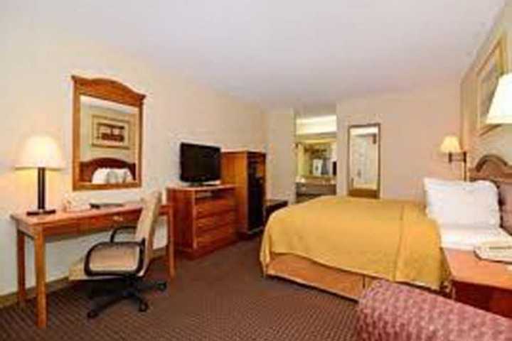 Room 31 of 34