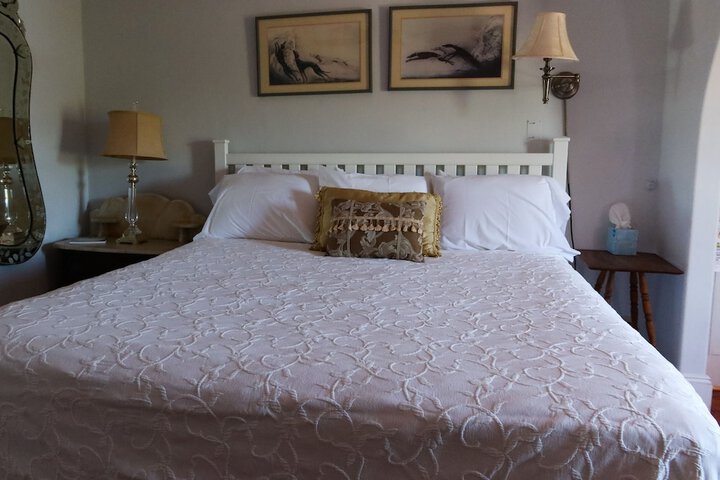 Room 54 of 57
