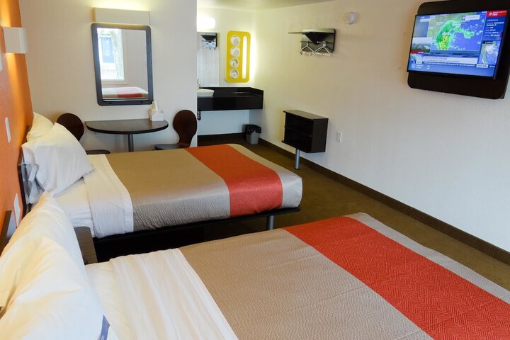 Room 22 of 30