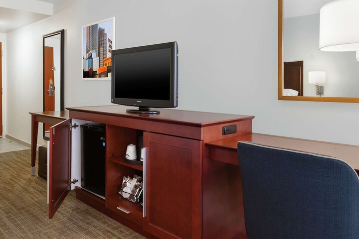 Hampton Inn Boston / Peabody
