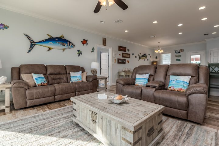 Awake on the Gulf - Gulf Front! Gaze Up at the Stars From Your Large Deck While Listening To The Waves Crash. 4 Bedroom Home by RedAwning