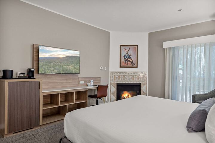 Chateau Big Bear Boutique Hotel BW Signature Collection