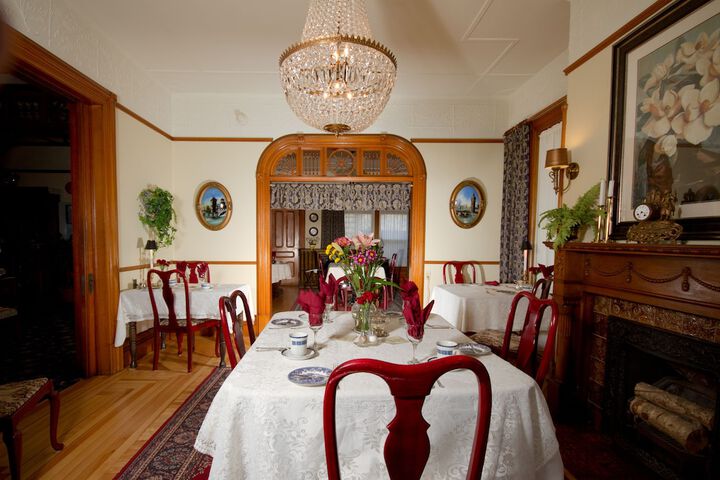 Victorias Historic Inn
