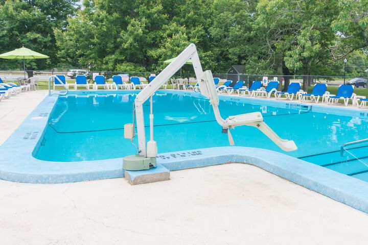 Pool 10 of 31