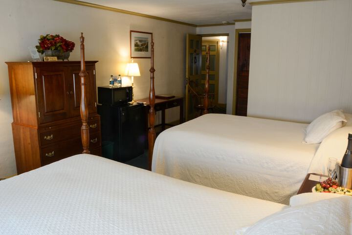 Room 14 of 49