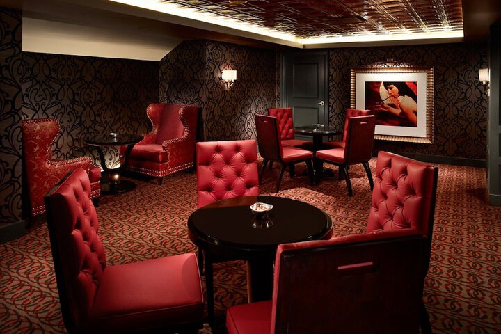 Lounge 117 of 134