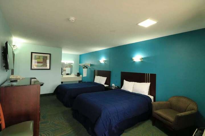 Travelodge by Wyndham Parkersburg