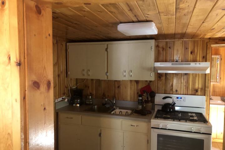 Carlo Creek Cabins