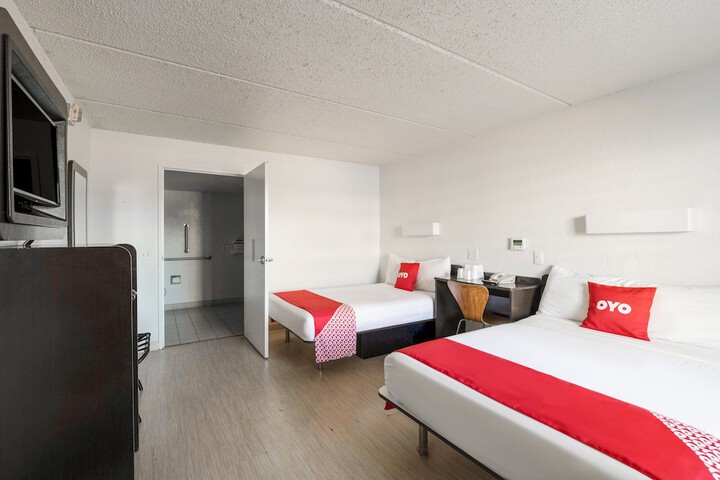 Room 15 of 24