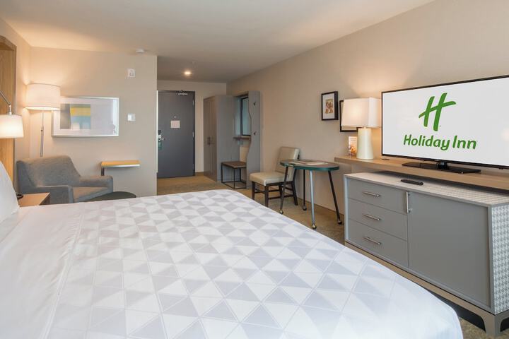 Room 46 of 117