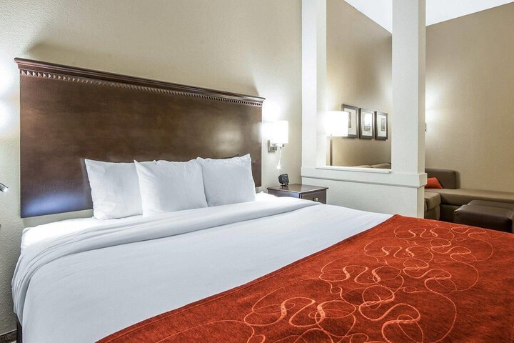 Comfort Suites Marietta - Parkersburg