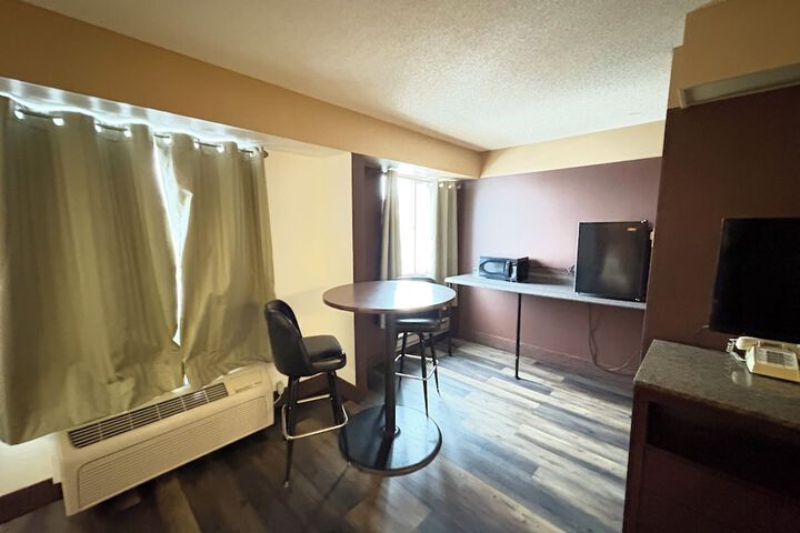 Room 21 of 26