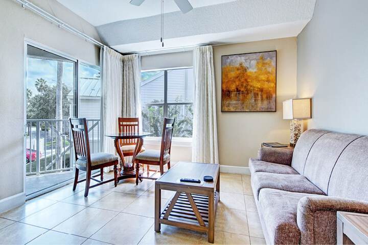 Summer Bay Orlando MOD Collection by Sonesta