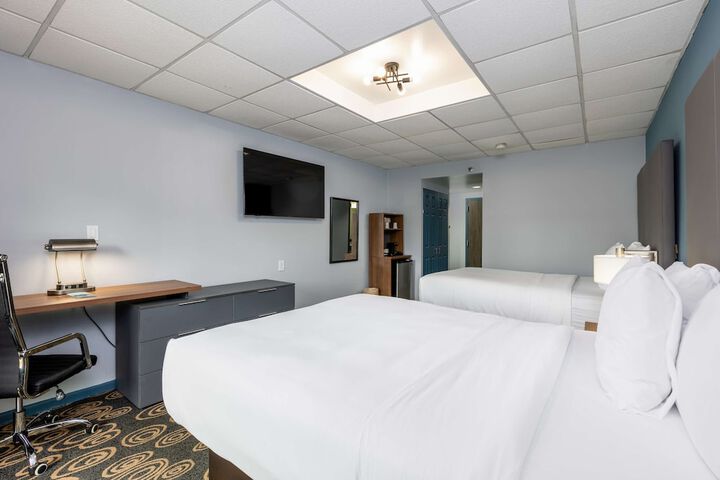 Room 12 of 49