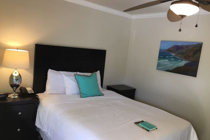 Beach Bungalow Inn and Suites