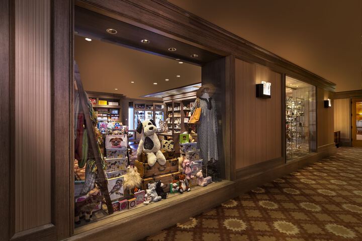 Gift Shop 51 of 64