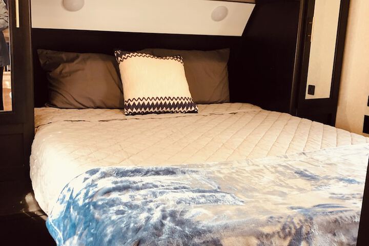Room 127 of 292