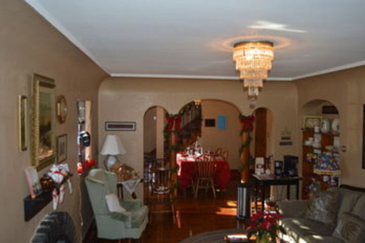 Maple Street Bed & Breakfast