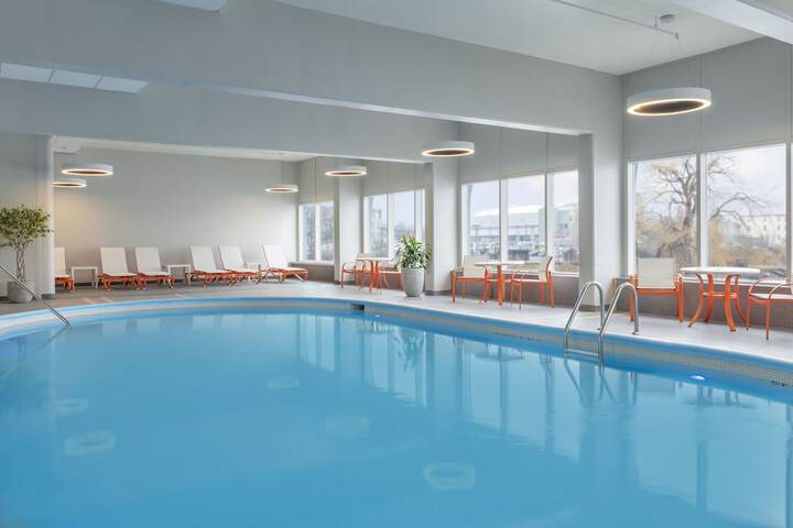 Pool 18 of 135