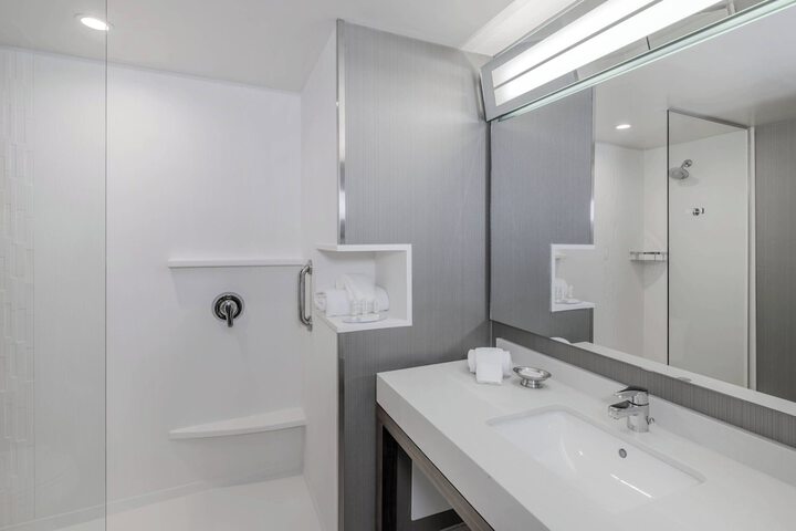 Courtyard by Marriott Burlington