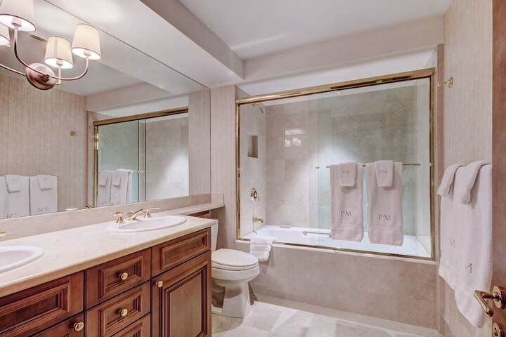 The Lodge at Vail a RockResort by Vail Resorts