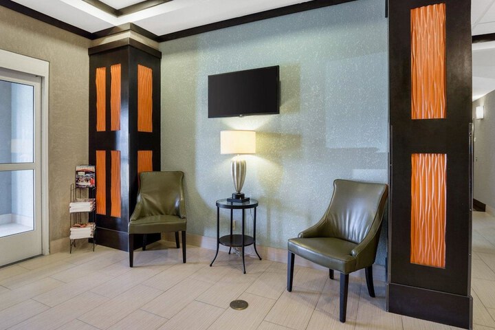 Hotel Interior 12 of 34