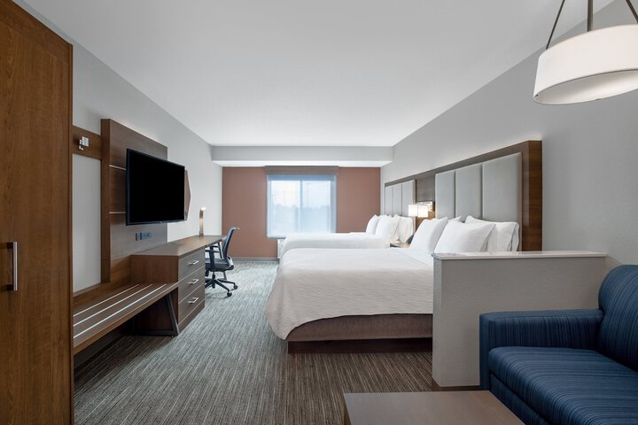Holiday Inn Express Hotel & Suites Clinton by IHG