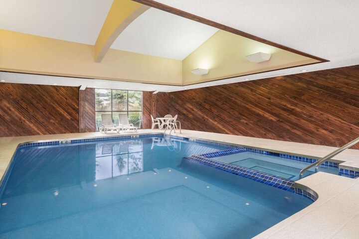 Pool 5 of 31
