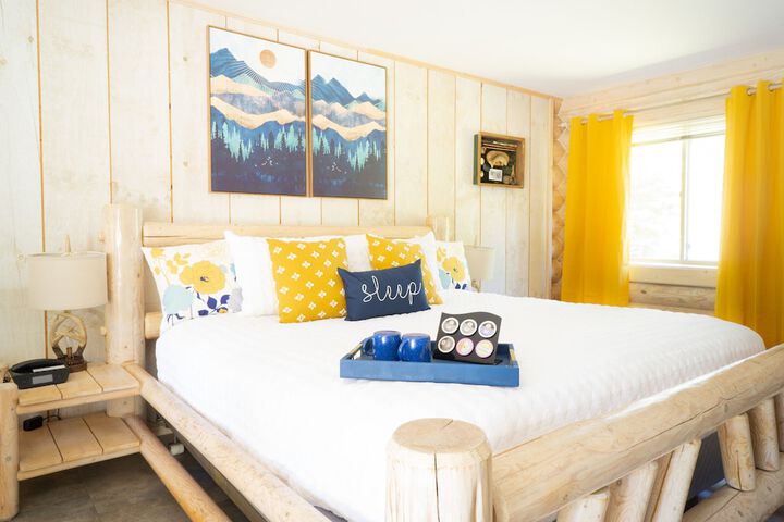 Room 17 of 25