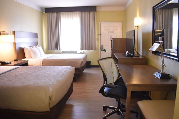 Room 52 of 88
