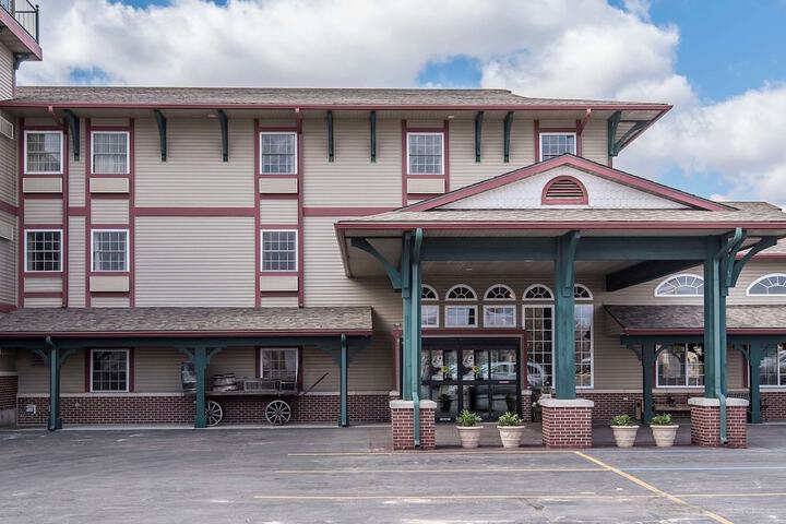 Hotel 3 of 58