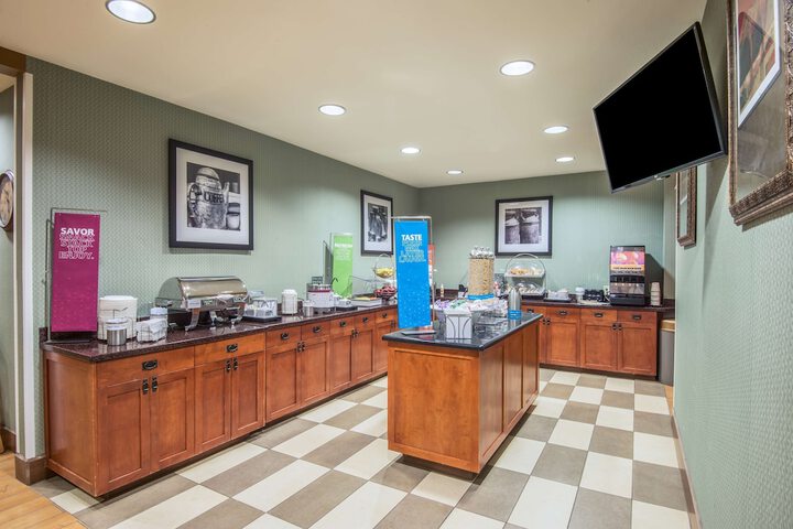 Hampton Inn & Suites Los Alamos White Rock