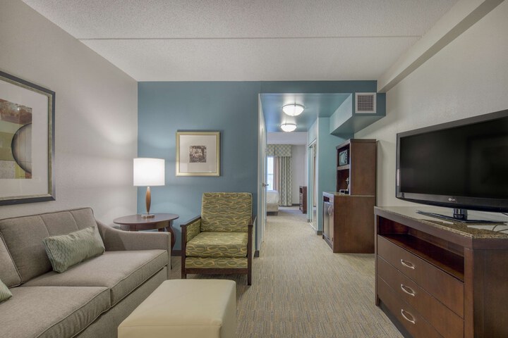 Room 43 of 82