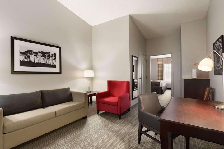 Room 20 of 29