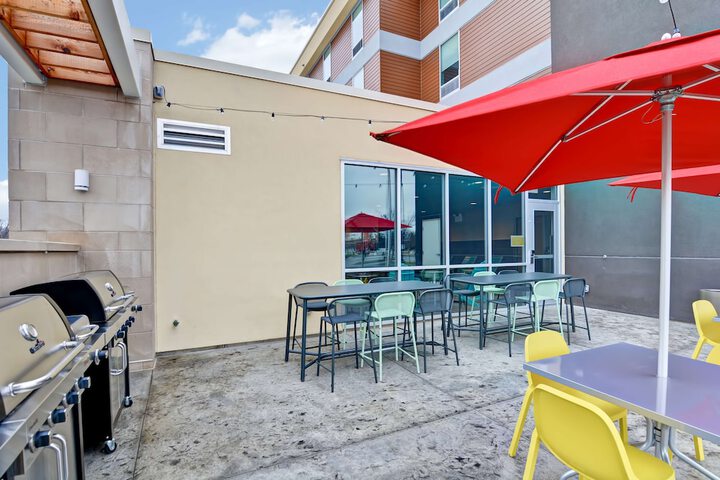 Terrace/Patio 43 of 45