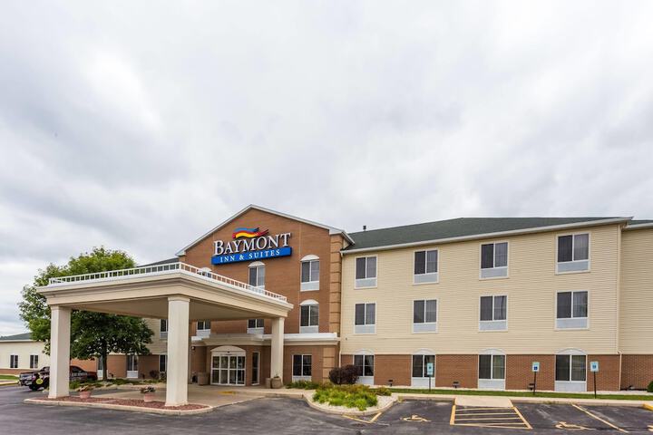Baymont by Wyndham Waterford / Burlington WI