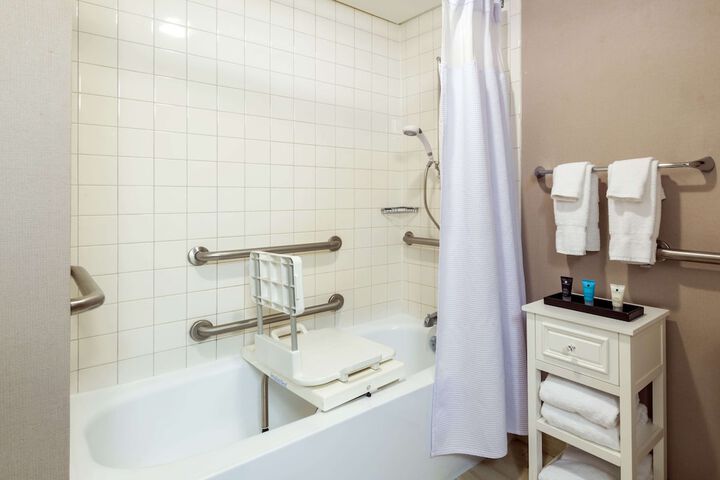 Room 20 of 59
