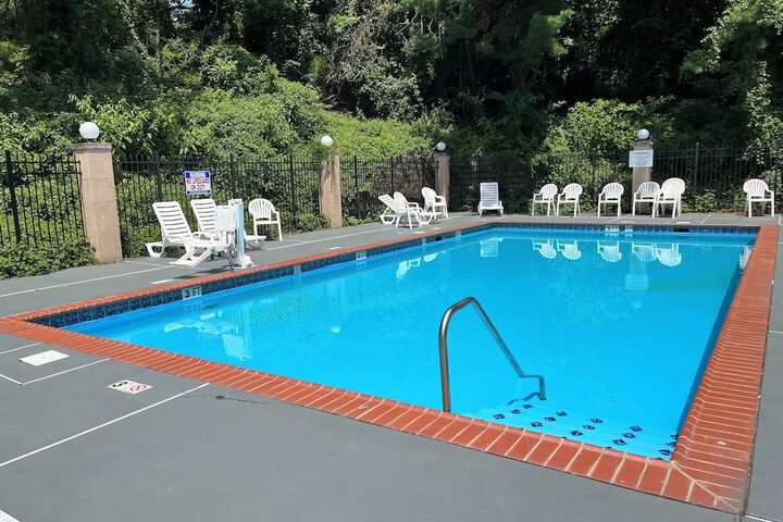 Pool 3 of 33