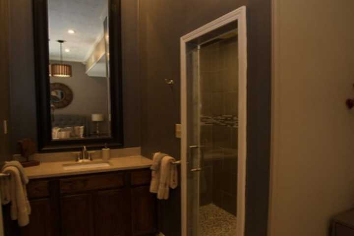 Hamilton House Inn